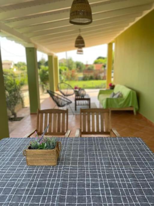 Mnf Country House Агиос-Георгиос Экстерьер фото